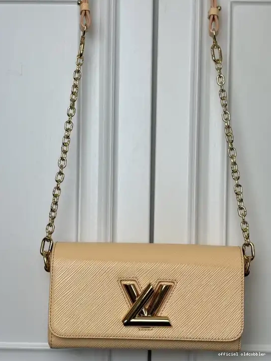 Official oldcobbler cm VUITTON LOUIS TWIST-23.5*12*7 0704